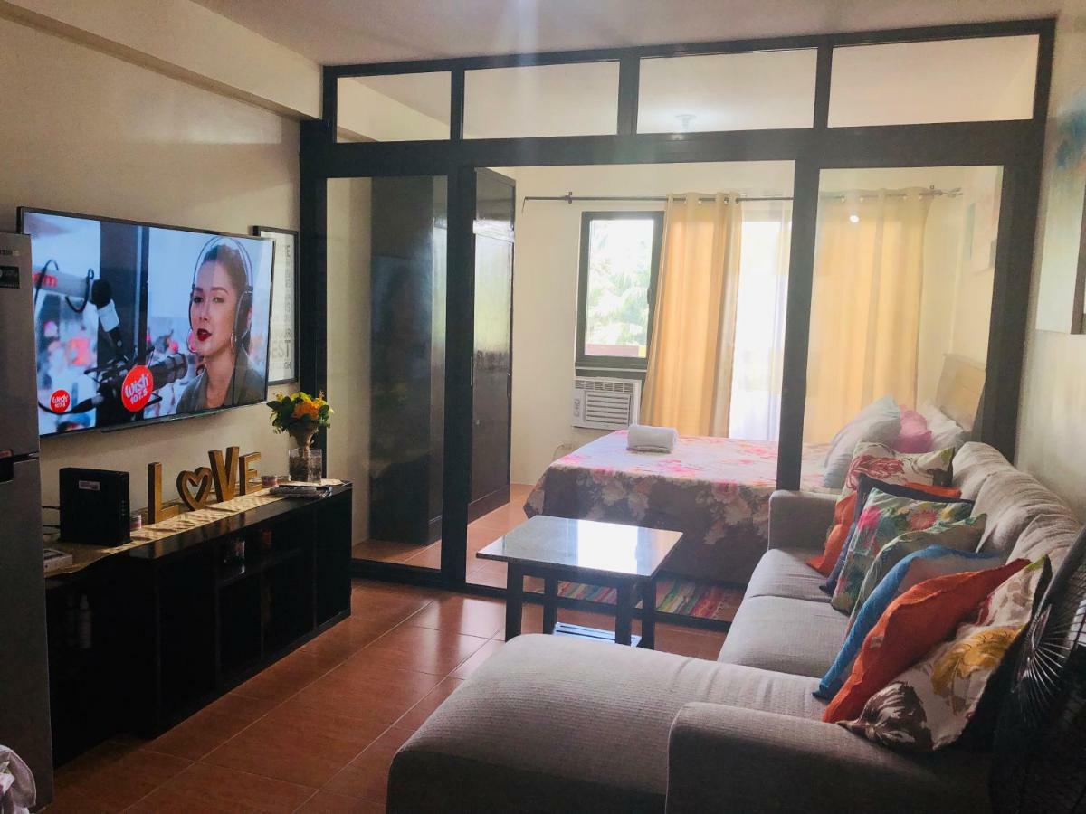 En Gee'S Crib Lägenhet Cagayan de Oro Exteriör bild